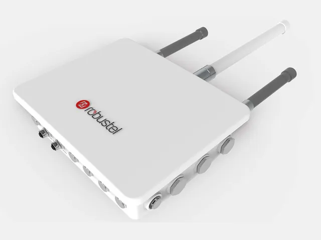 robustel-r3000-lg-og-outdoor-lorawan-gateway-ip67 image 1
