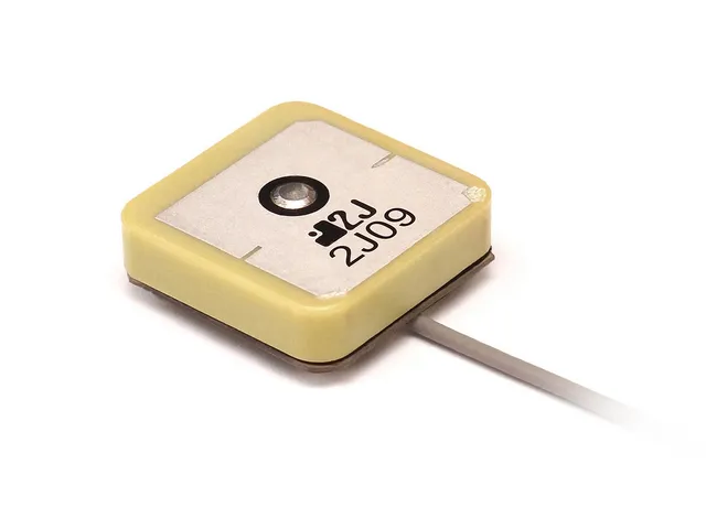 solsta-2j-gnss-18mm-keramik-aktiv-antenne-28db image 1