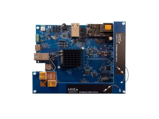 ezurio-summit-som-8m-plus-bluetooth-wifi-dev-kit image 1