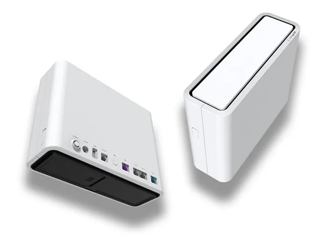 solsta-inseego-wavemaker-pro-fg2000e-indoor-5g-router image 1