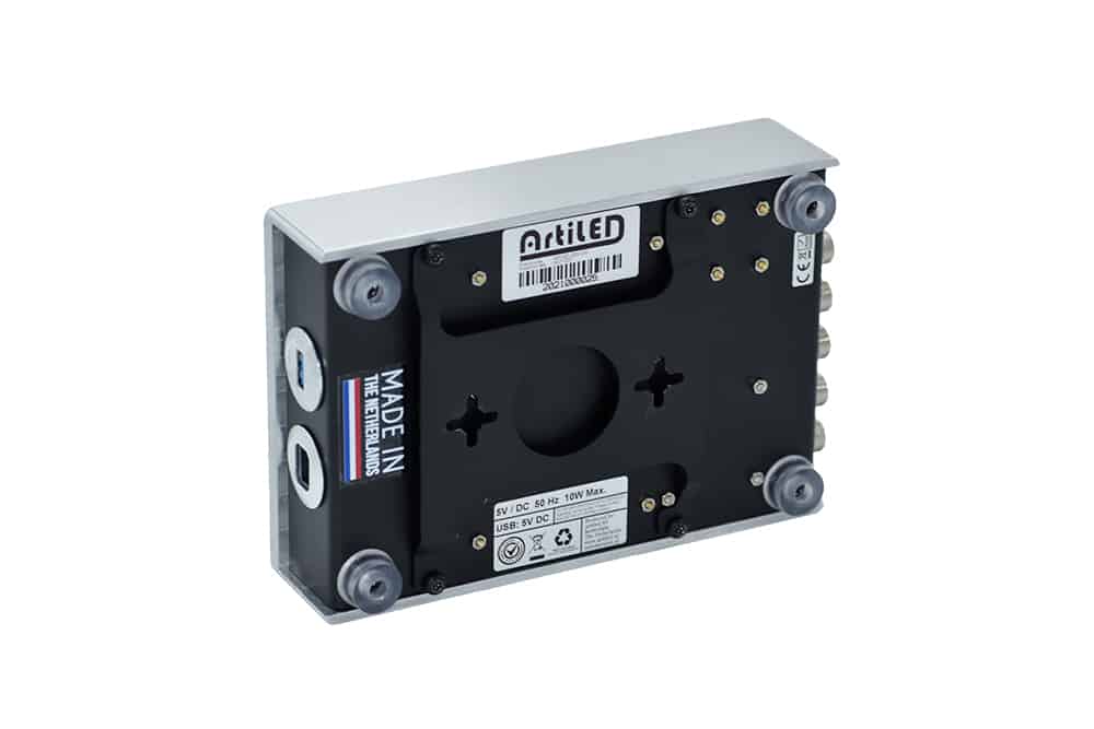 artiled-luxe-4ch-led-computer image 2